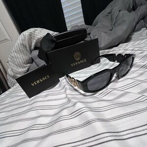 Versace MEDUSA BIGGIE SUNGLASSES
